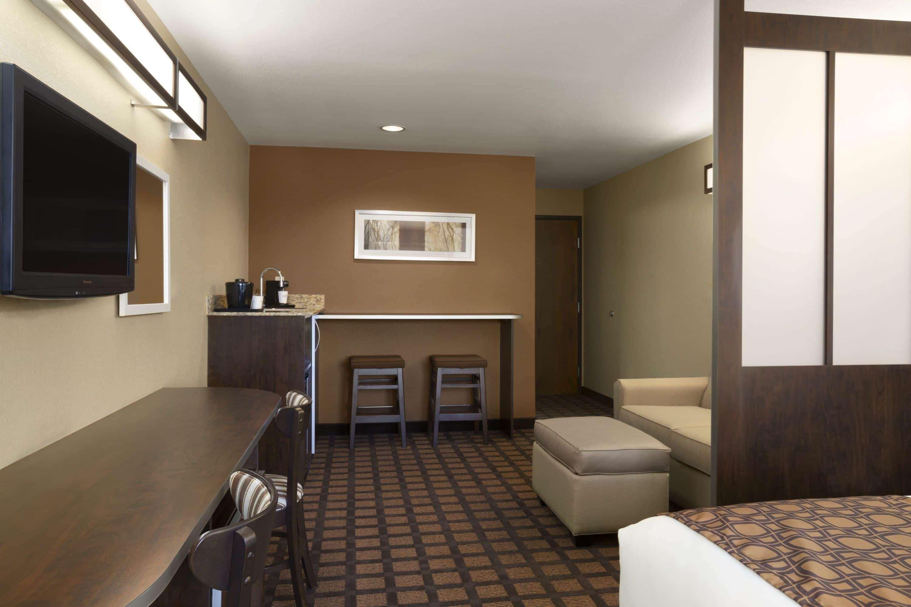Microtel Inn & Suites By Wyndham Odessa Tx Exterior photo