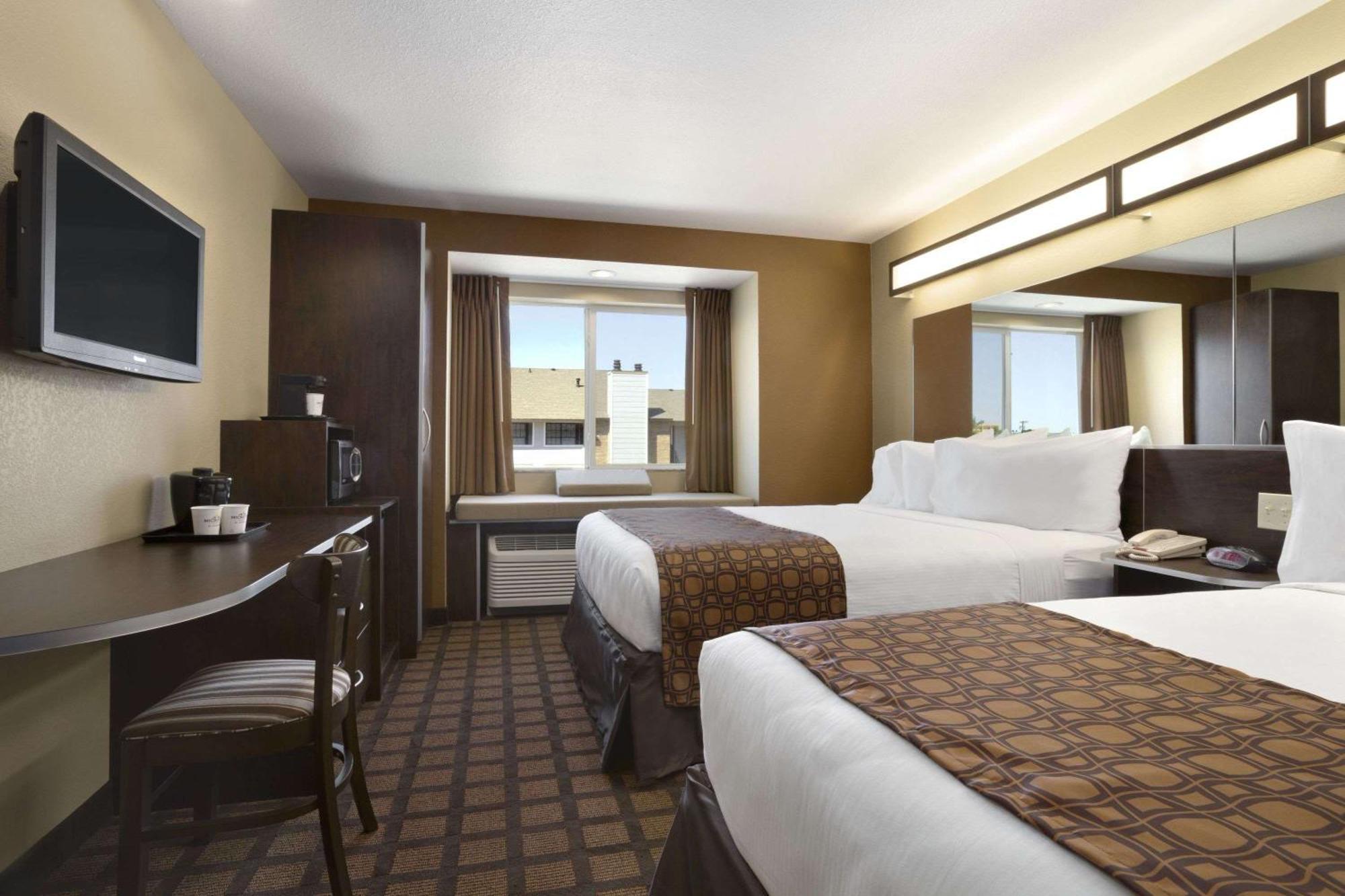 Microtel Inn & Suites By Wyndham Odessa Tx Exterior photo